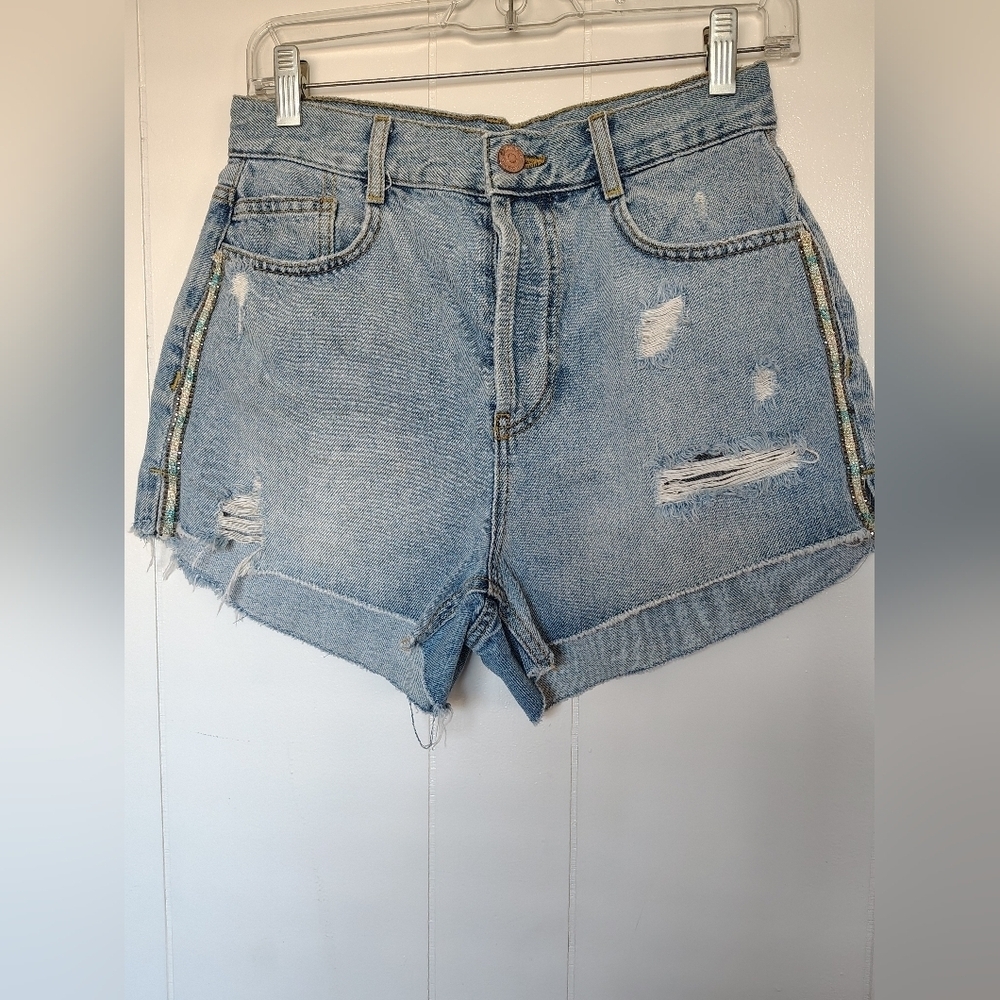 Zara Distressed Denim Women Shorts Size 4